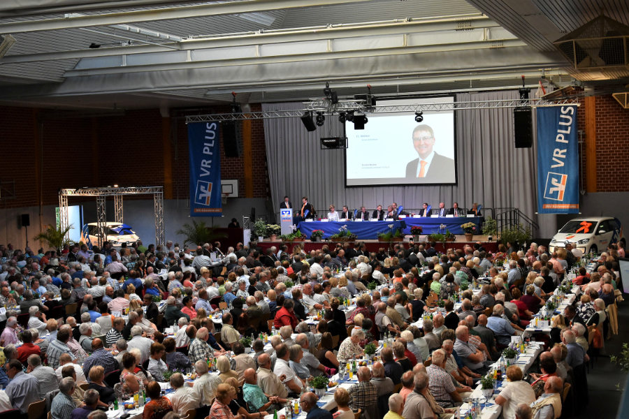 jahreshauptversammlung-buehne-beschallung-projektion-veranstaltungstechnik